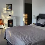Luxurious In Постира